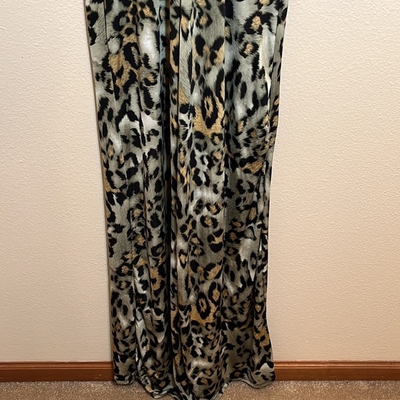 Leopard Animal Print Slit Sleeves Jumpsuit Romper - Picture 5 of 12